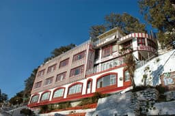 CALUX Hill Queen Mussoorie