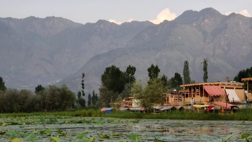 Jammu Kashmir Honeymoon Package From Mumbai - 3