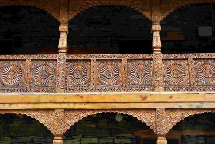 Kashmir Tour Packages 3Nights 4Days – Srinagar, Pahalgam & Gulmarg Escape - 2