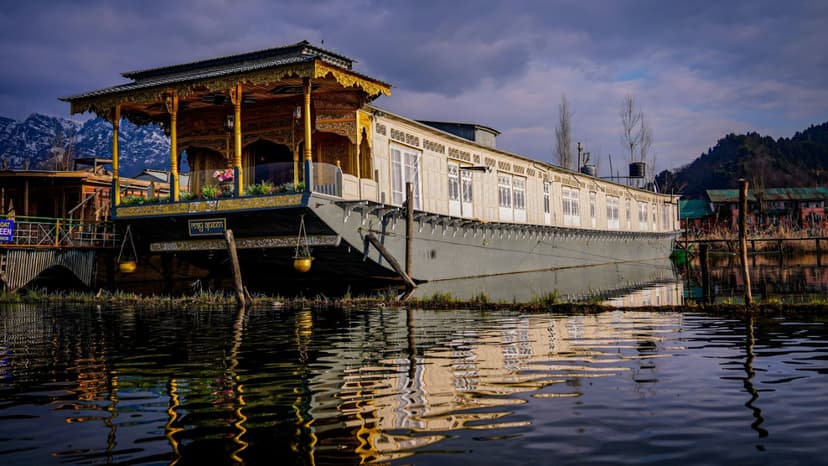 Mesmerizing Kashmir Escape – Srinagar Package For 5 nights - 3