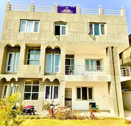 Hotel Chitra